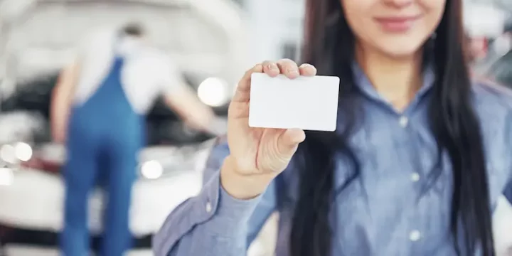 Cómo canjear el carnet de conducir en España: requisitos, pasos y certificado médico (2026)